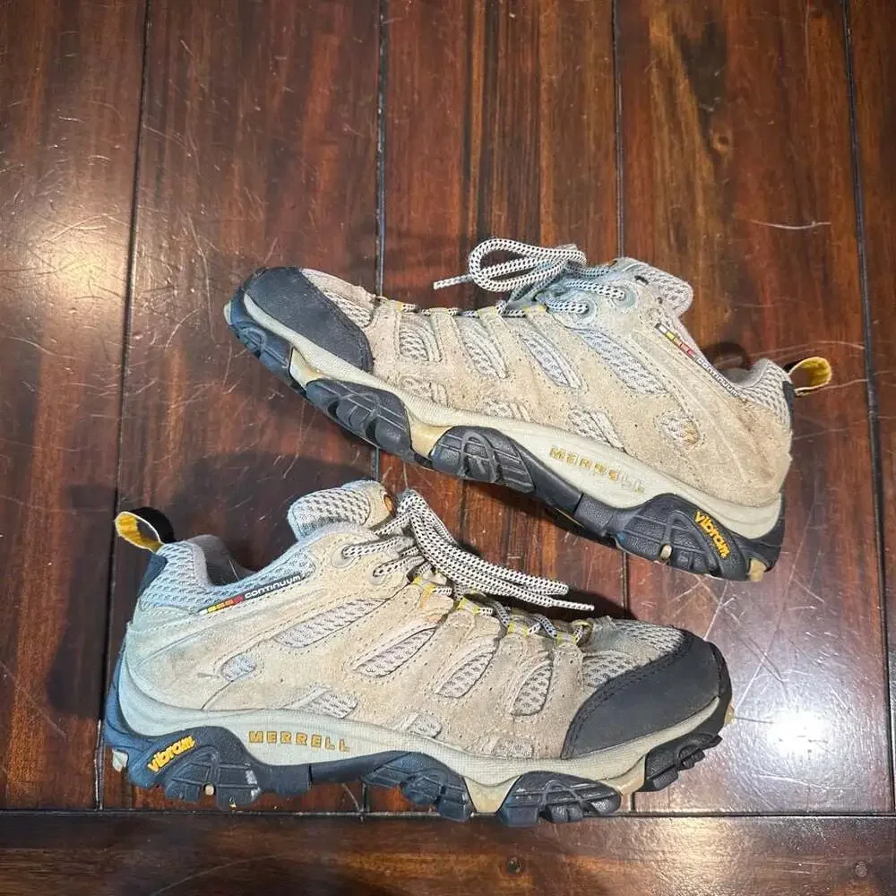Merrell Moab 2 Ventilator Cream Suede Hiking Shoes